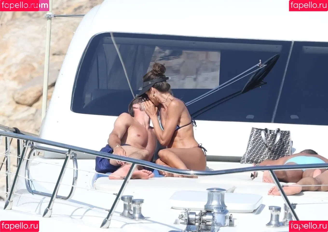 Izabel Goulart / iza_goulart / izabelgoulart Onlyfans Photo Gallery 