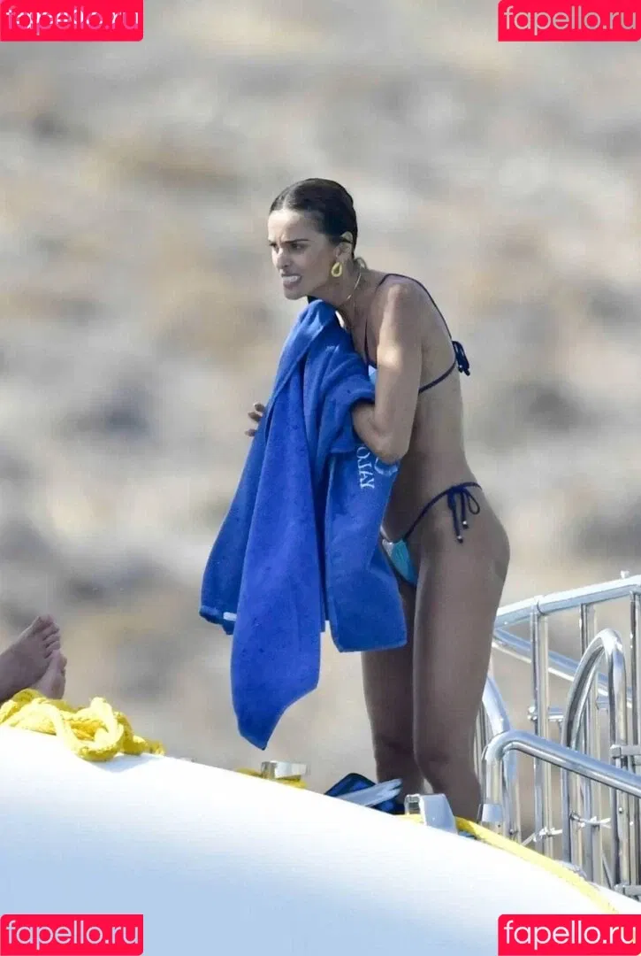 Izabel Goulart / iza_goulart / izabelgoulart Onlyfans Photo Gallery 