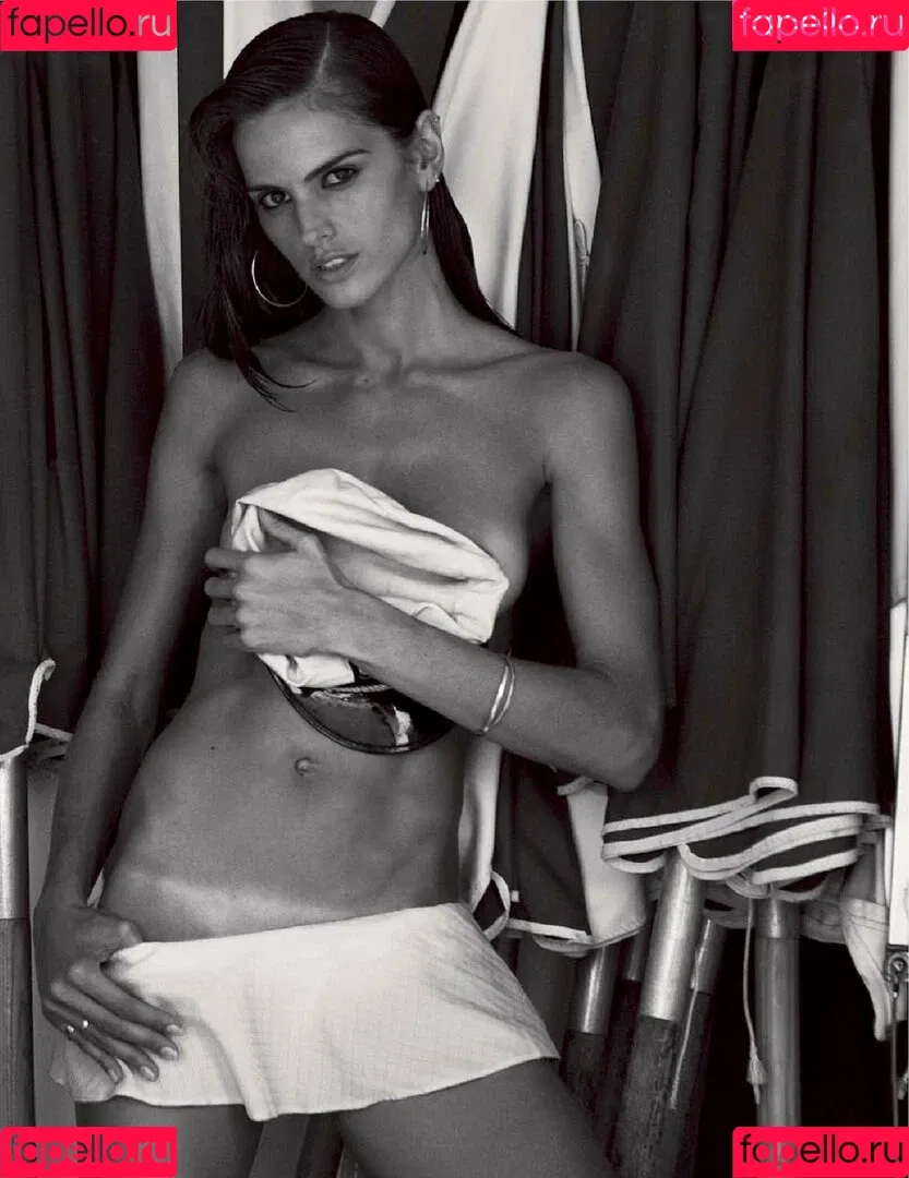 Izabel Goulart / iza_goulart / izabelgoulart Onlyfans Photo Gallery 