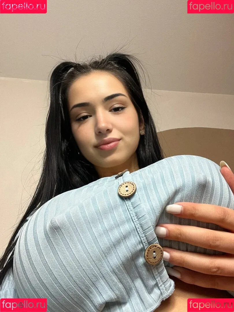 Fionaa / Fionaparkerx / mini_superslim Onlyfans Photo Gallery 