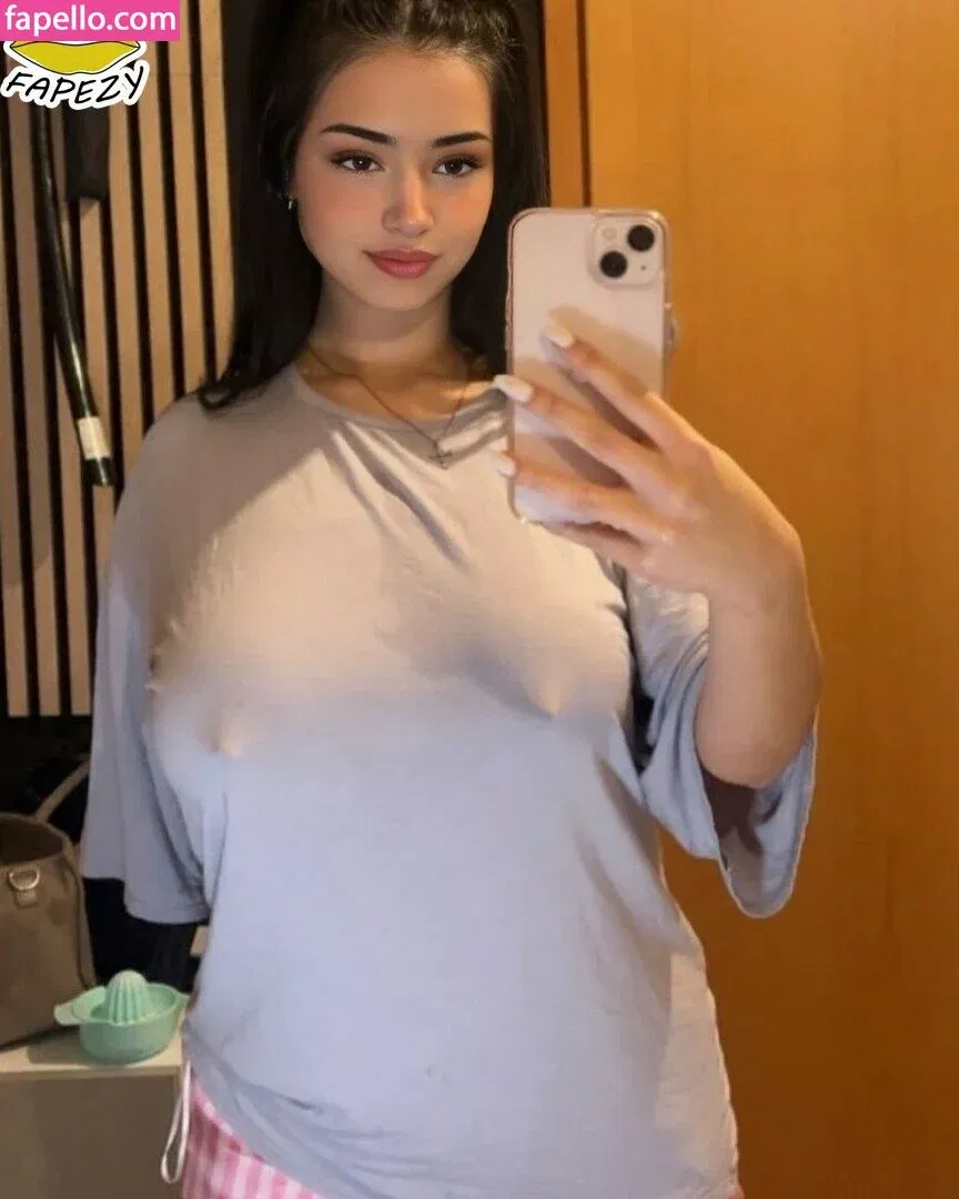 Fionaa / Fionaparkerx / mini_superslim Onlyfans Photo Gallery 