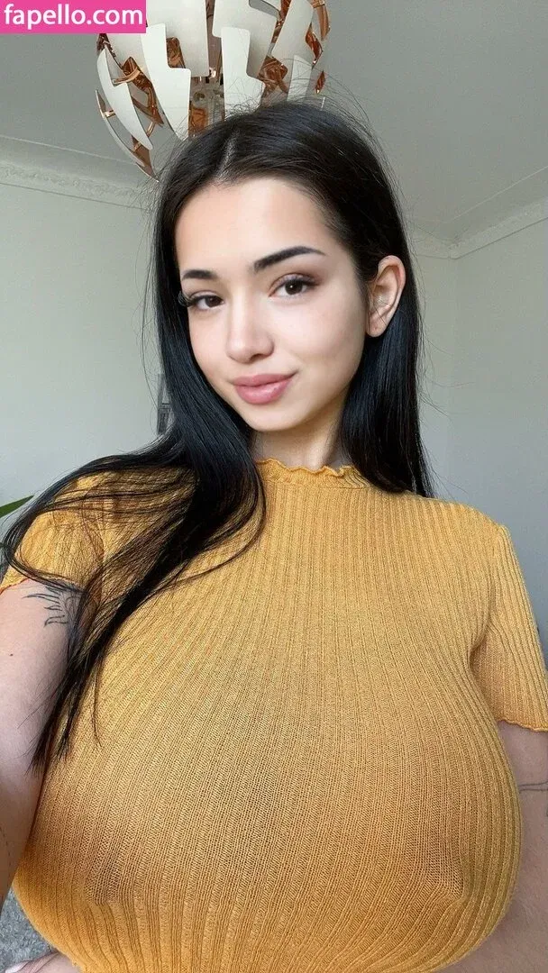 Fionaa / Fionaparkerx / mini_superslim Onlyfans Photo Gallery 