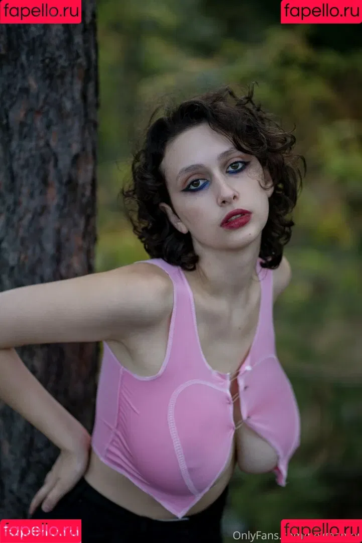 Helga Amor / helga.amor.back / helga_amor / helgaamor Onlyfans Photo Gallery 