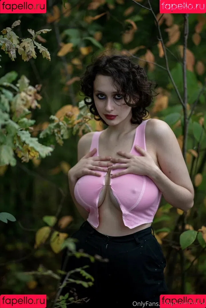 Helga Amor / helga.amor.back / helga_amor / helgaamor Onlyfans Photo Gallery 