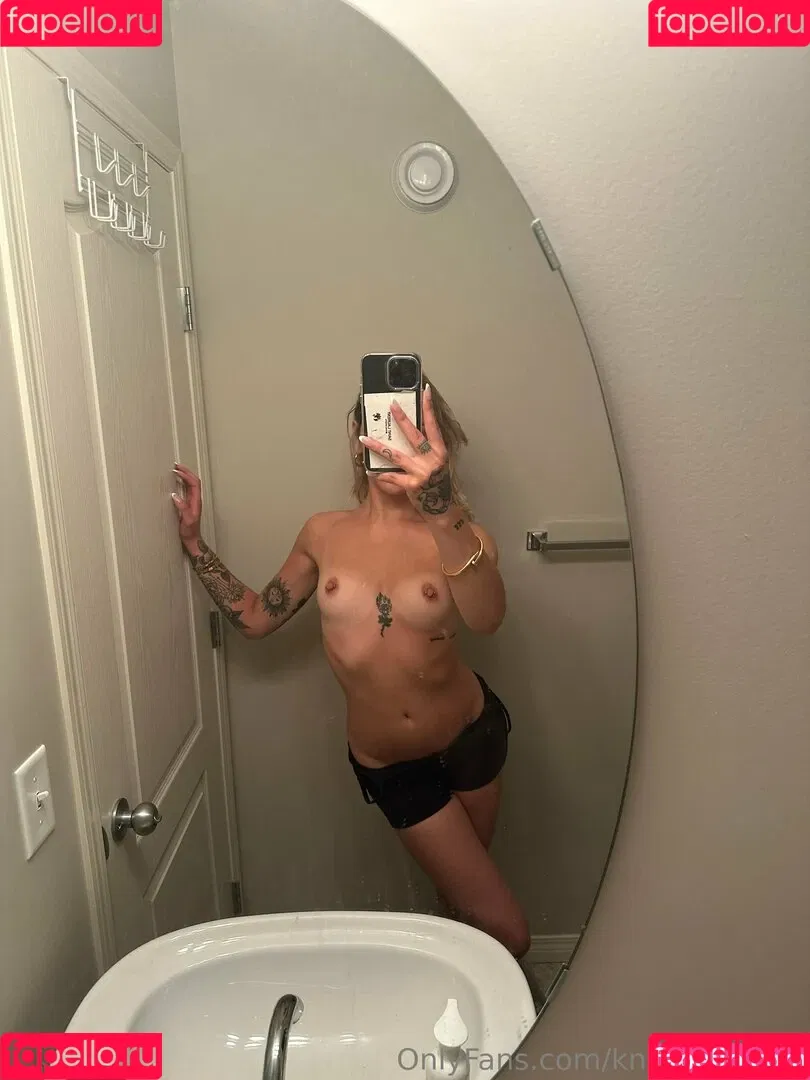 knifegrlfriend Onlyfans Photo Gallery 