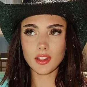 leahfaye / leahfayec Onlyfans Photo Gallery 