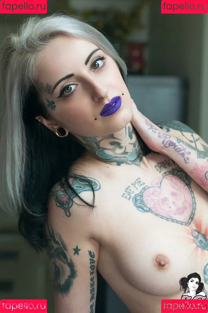 Gladyce / gladycefavour / gladycesuicide Onlyfans Photo Gallery 