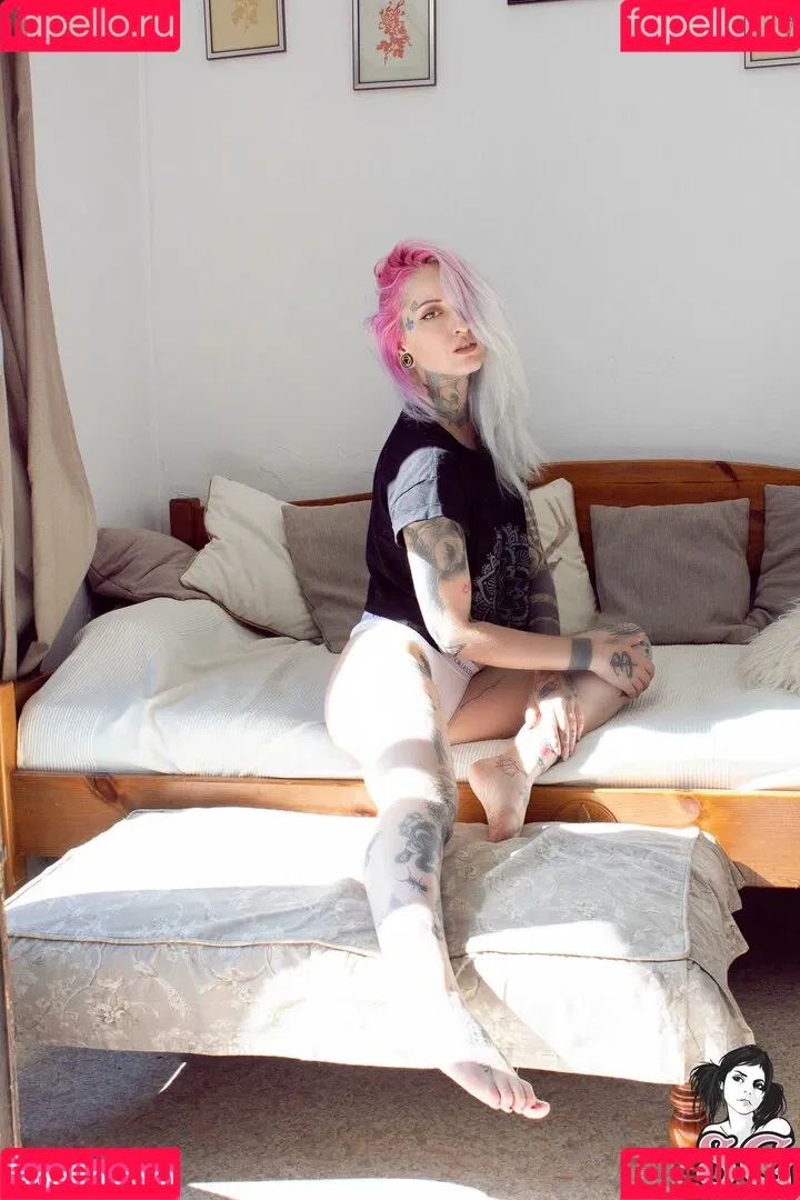 Gladyce / gladycefavour / gladycesuicide Onlyfans Photo Gallery 