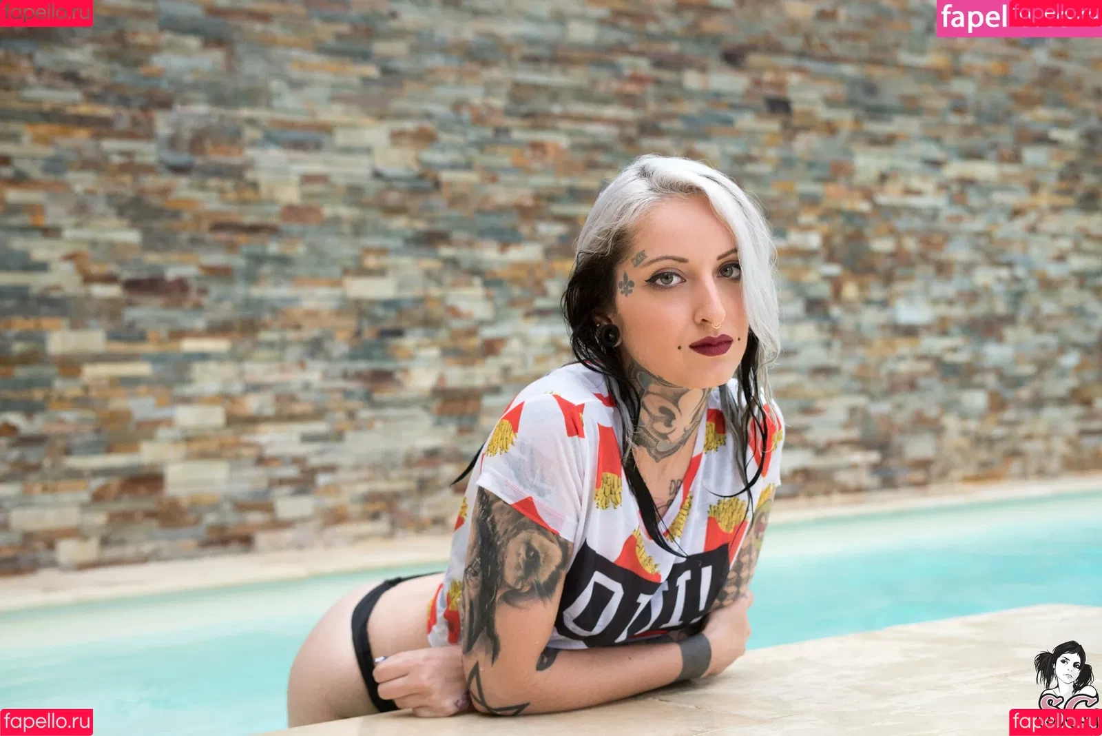 Gladyce / gladycefavour / gladycesuicide Onlyfans Photo Gallery 