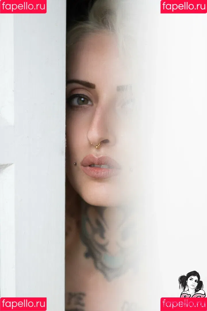 Gladyce / gladycefavour / gladycesuicide Onlyfans Photo Gallery 