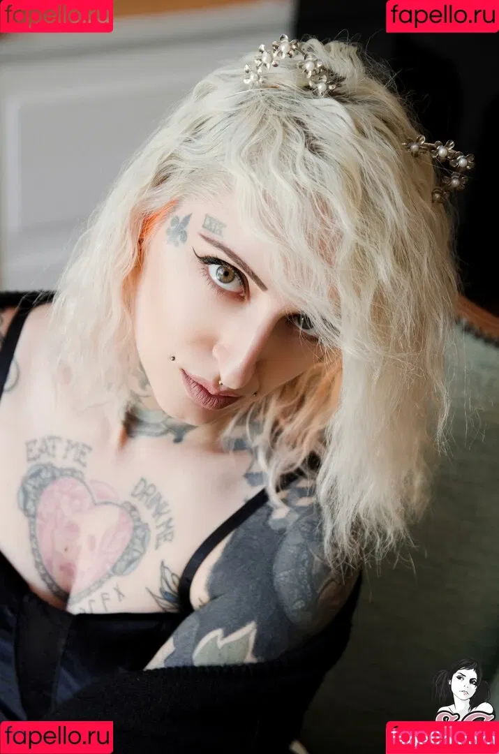 Gladyce / gladycefavour / gladycesuicide Onlyfans Photo Gallery 