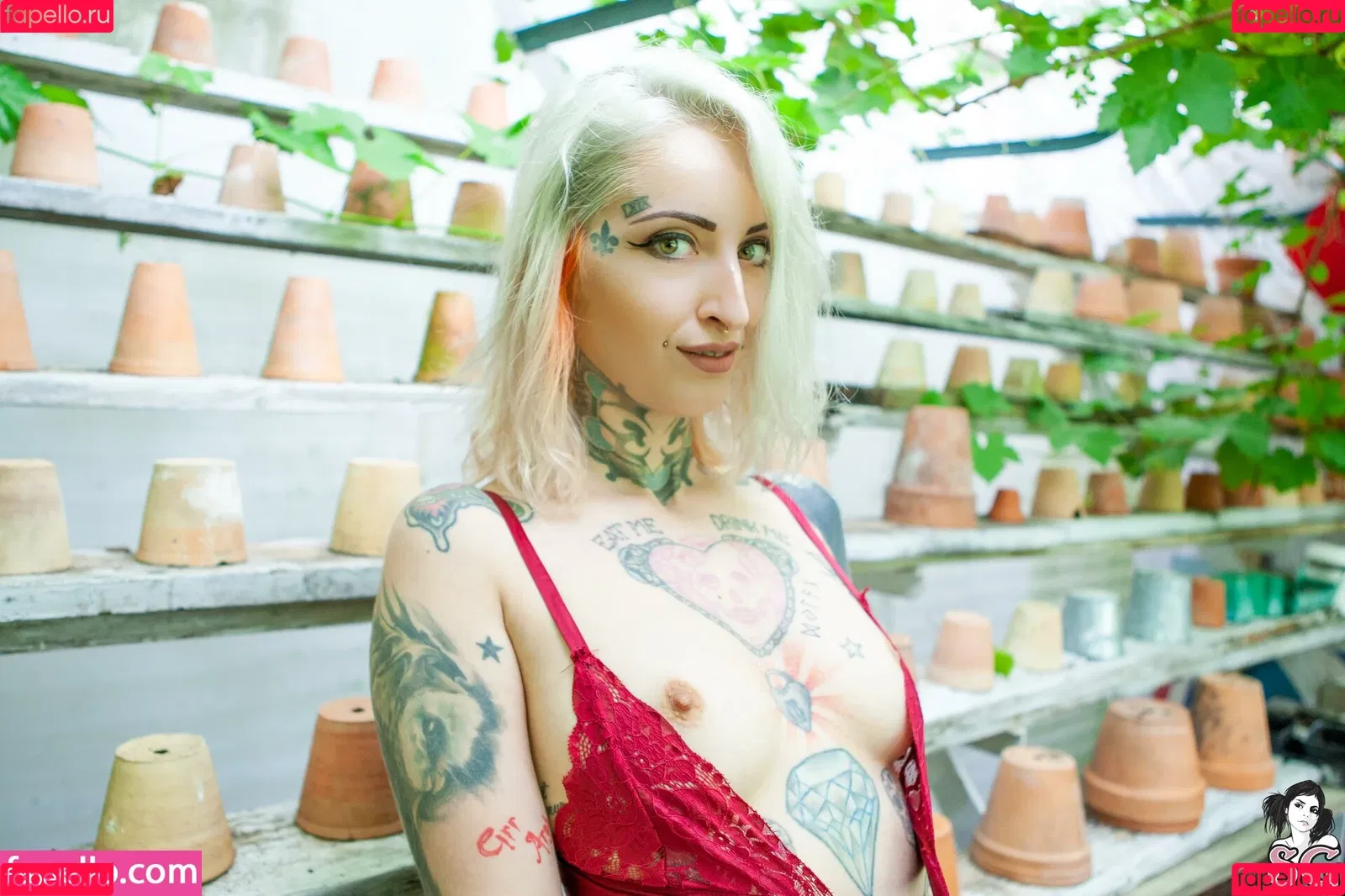 Gladyce / gladycefavour / gladycesuicide Onlyfans Photo Gallery 