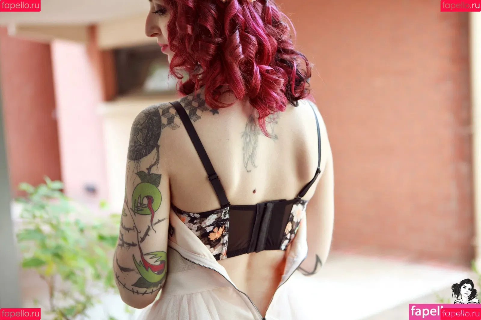 Gladyce / gladycefavour / gladycesuicide Onlyfans Photo Gallery 