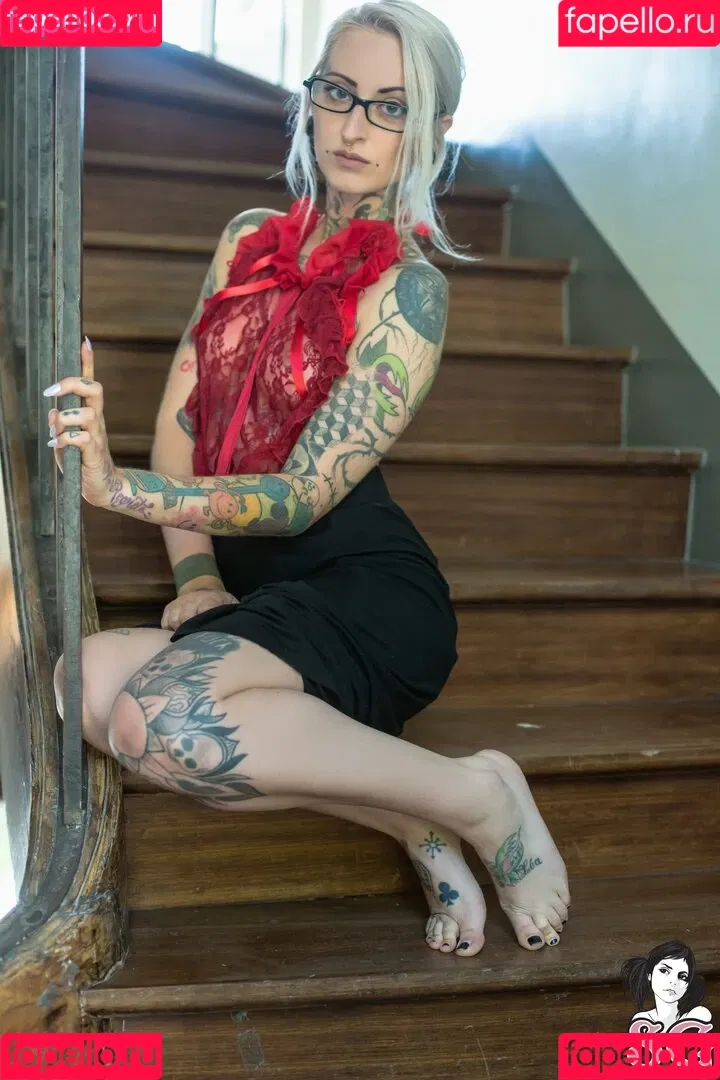 Gladyce / gladycefavour / gladycesuicide Onlyfans Photo Gallery 