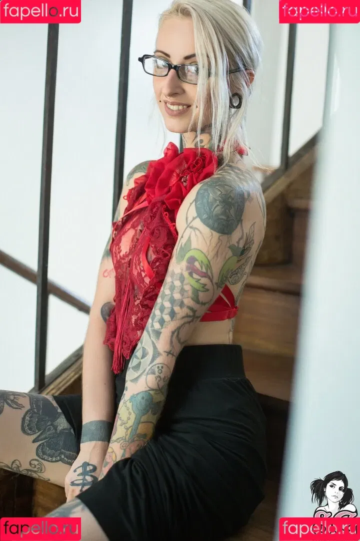 Gladyce / gladycefavour / gladycesuicide Onlyfans Photo Gallery 
