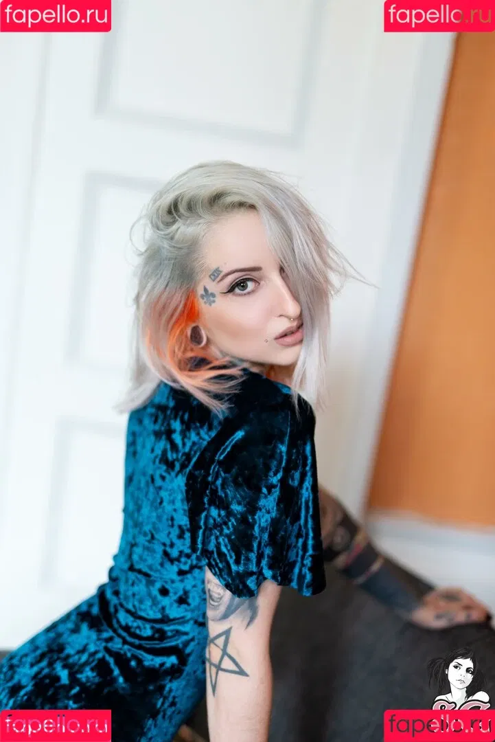 Gladyce / gladycefavour / gladycesuicide Onlyfans Photo Gallery 
