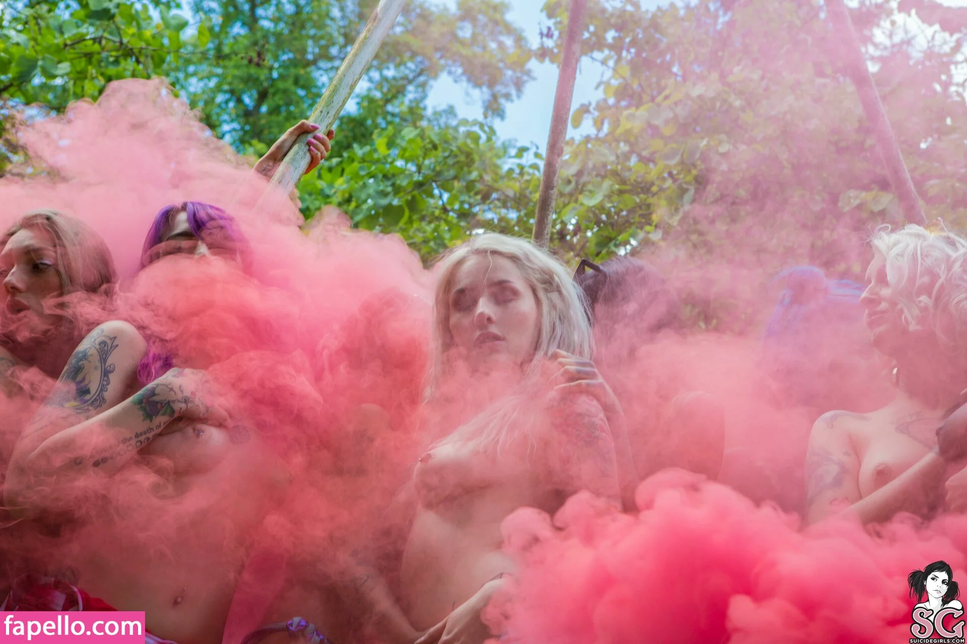 Gladyce / gladycefavour / gladycesuicide Onlyfans Photo Gallery 