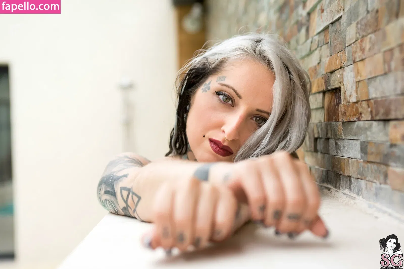 Gladyce / gladycefavour / gladycesuicide Onlyfans Photo Gallery 