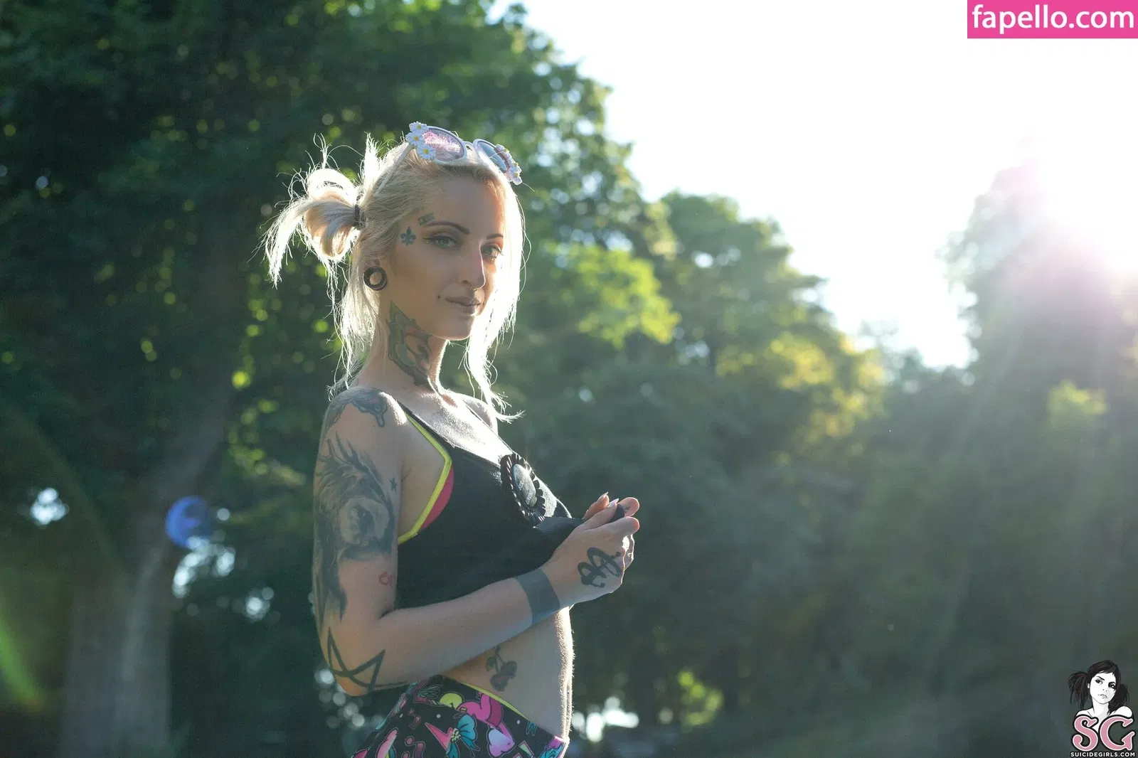 Gladyce / gladycefavour / gladycesuicide Onlyfans Photo Gallery 