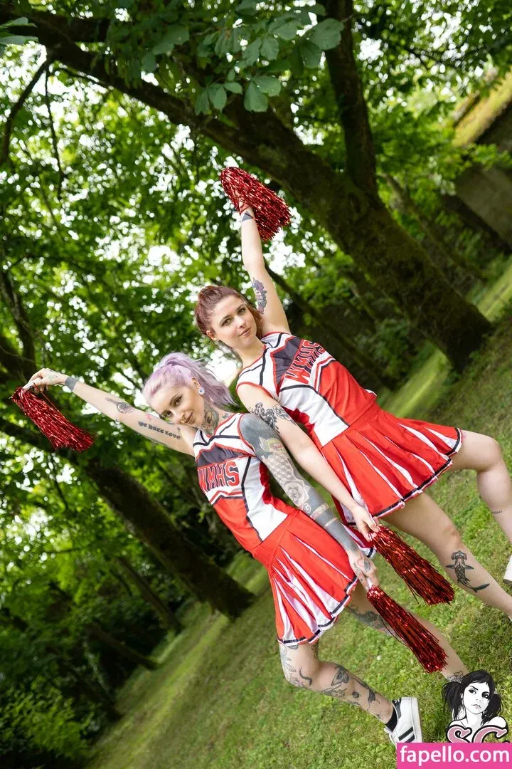 Gladyce / gladycefavour / gladycesuicide Onlyfans Photo Gallery 