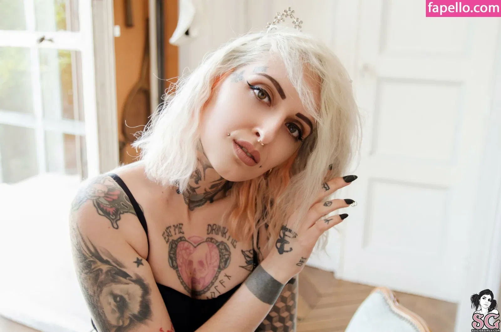 Gladyce / gladycefavour / gladycesuicide Onlyfans Photo Gallery 