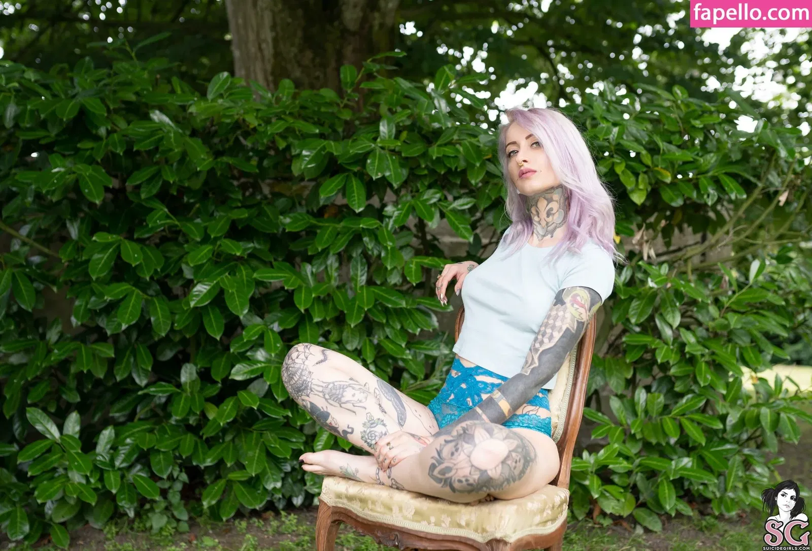 Gladyce / gladycefavour / gladycesuicide Onlyfans Photo Gallery 