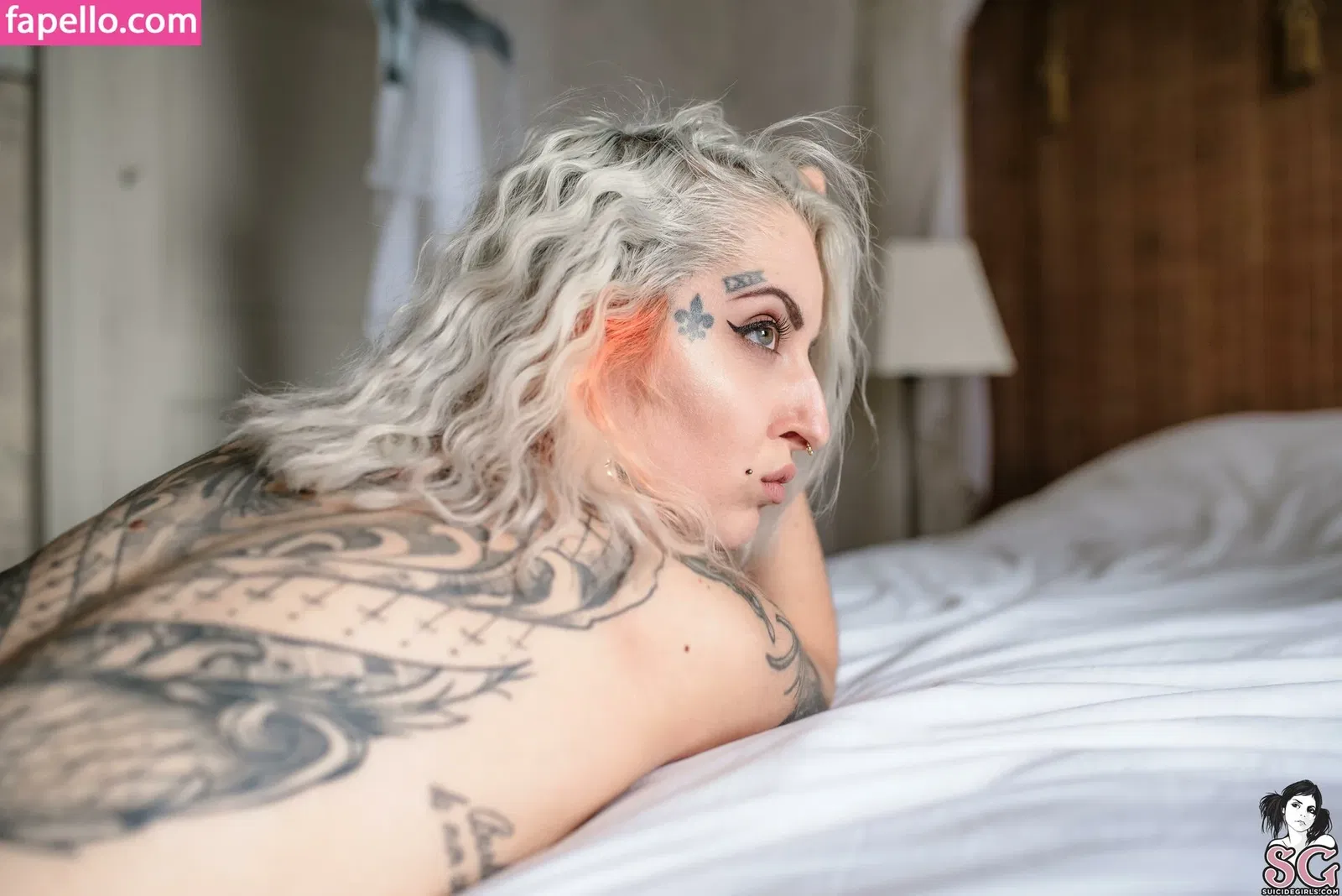 Gladyce / gladycefavour / gladycesuicide Onlyfans Photo Gallery 