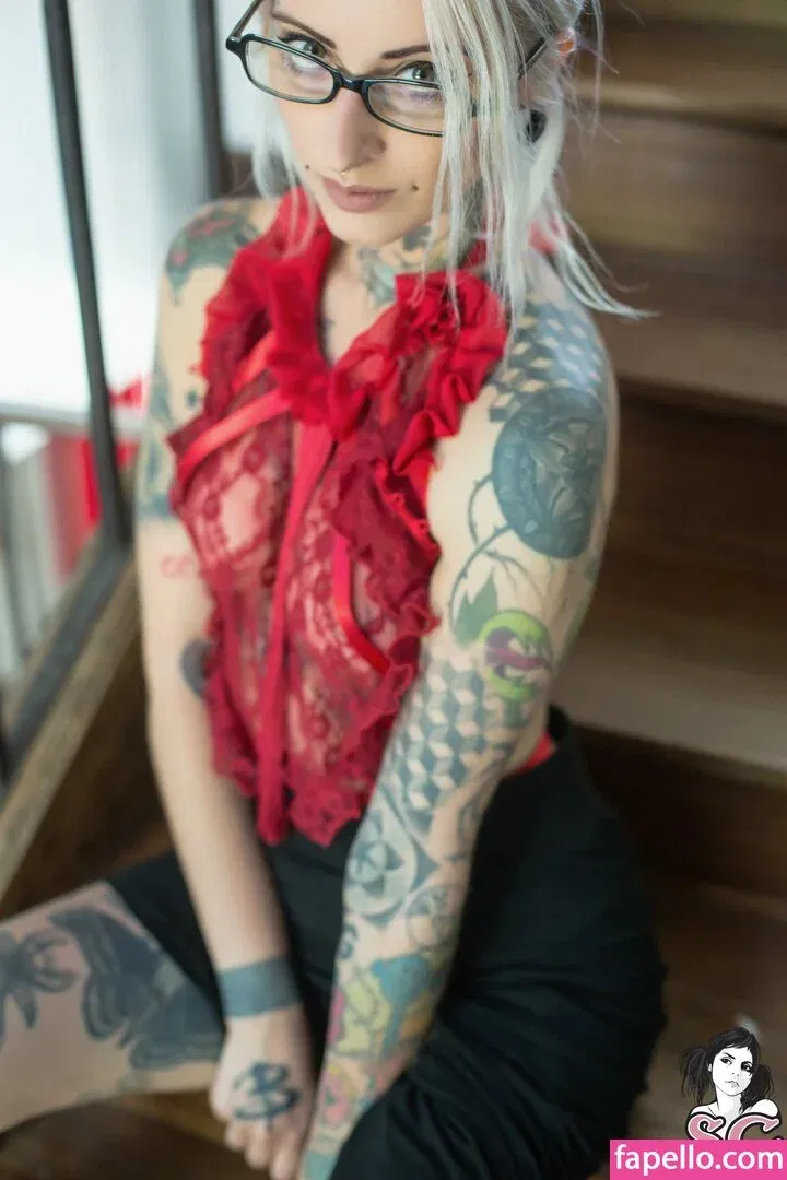 Gladyce / gladycefavour / gladycesuicide Onlyfans Photo Gallery 