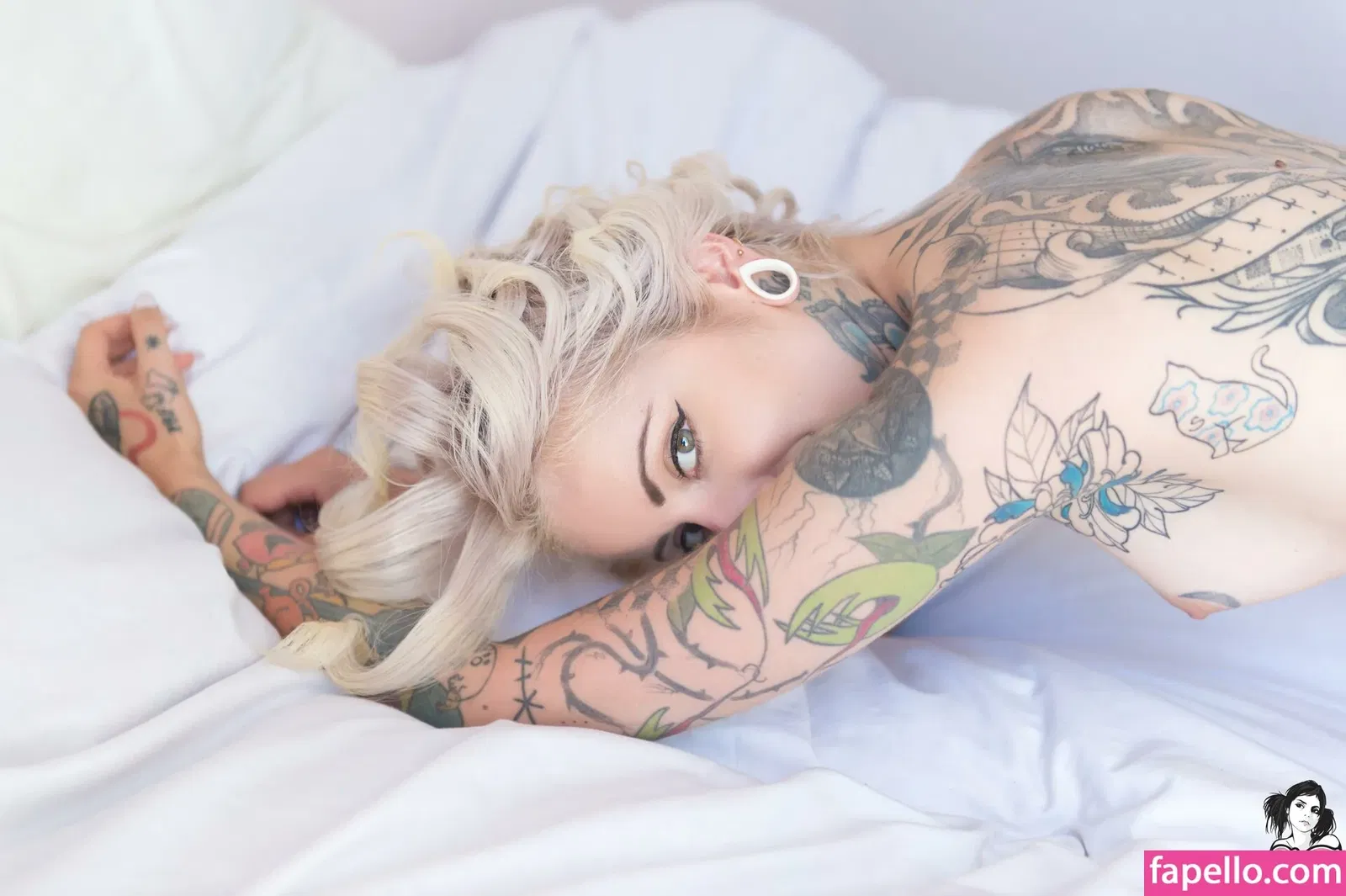 Gladyce / gladycefavour / gladycesuicide Onlyfans Photo Gallery 