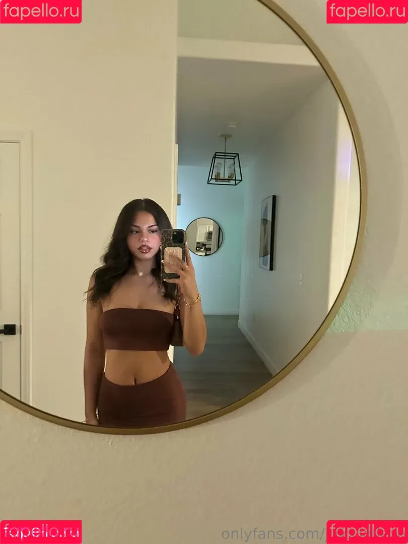 Juicyjolievip / juicyjolena / juicyjoliexo Onlyfans Photo Gallery 