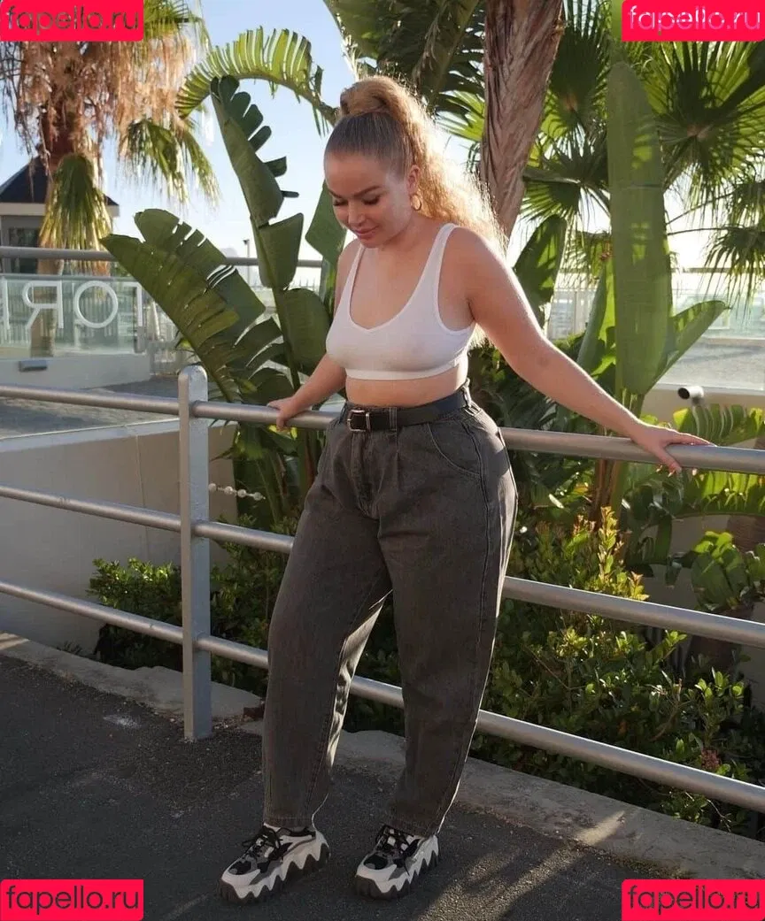 Emma Christina / emmahaggstrom Onlyfans Photo Gallery 