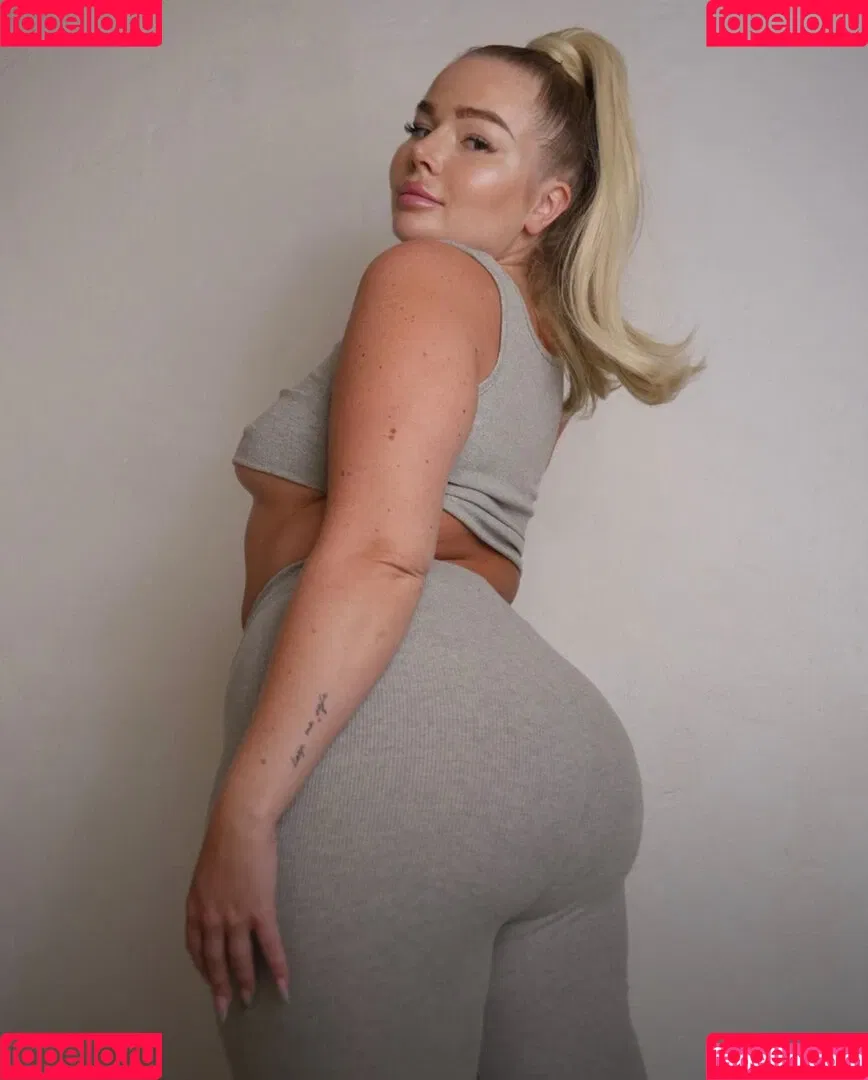 Emma Christina / emmahaggstrom Onlyfans Photo Gallery 