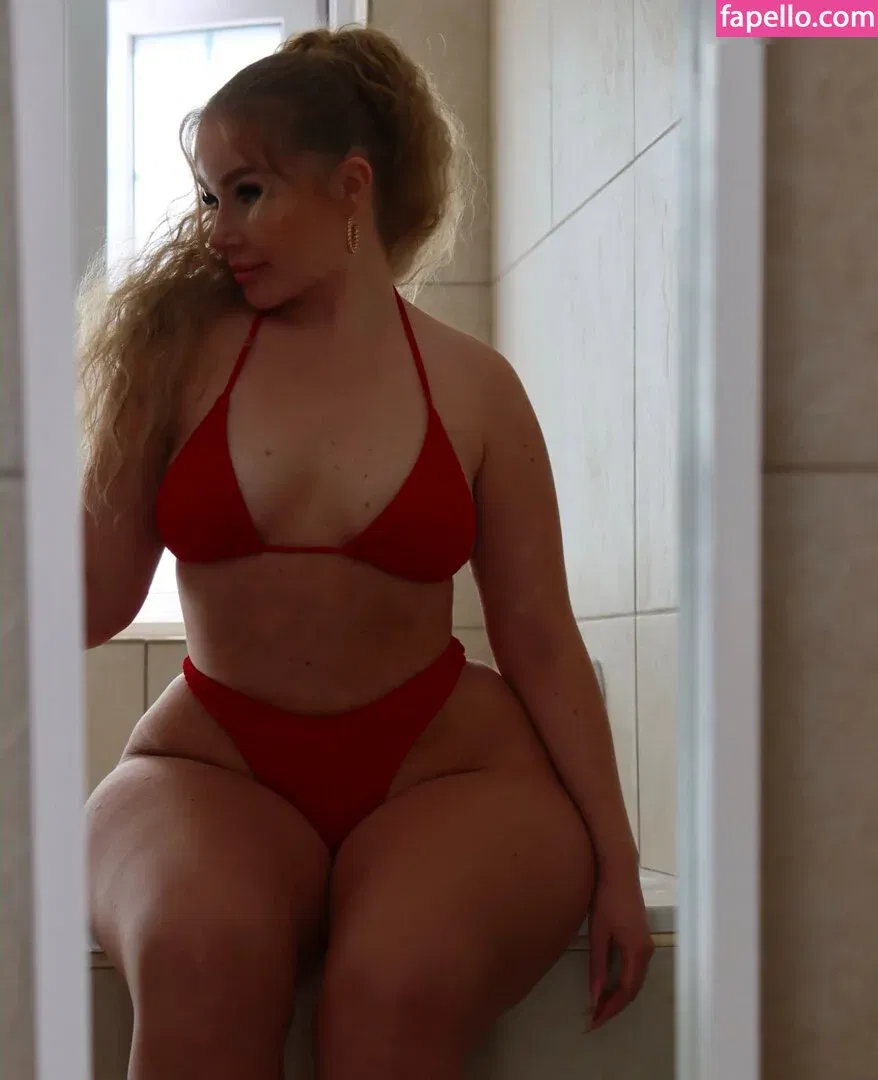 Emma Christina / emmahaggstrom Onlyfans Photo Gallery 