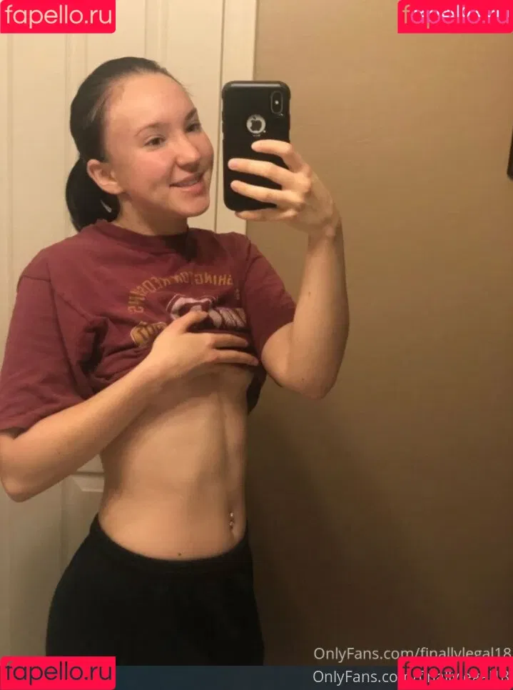 fiteen18 / nikinina178 Onlyfans Photo Gallery 
