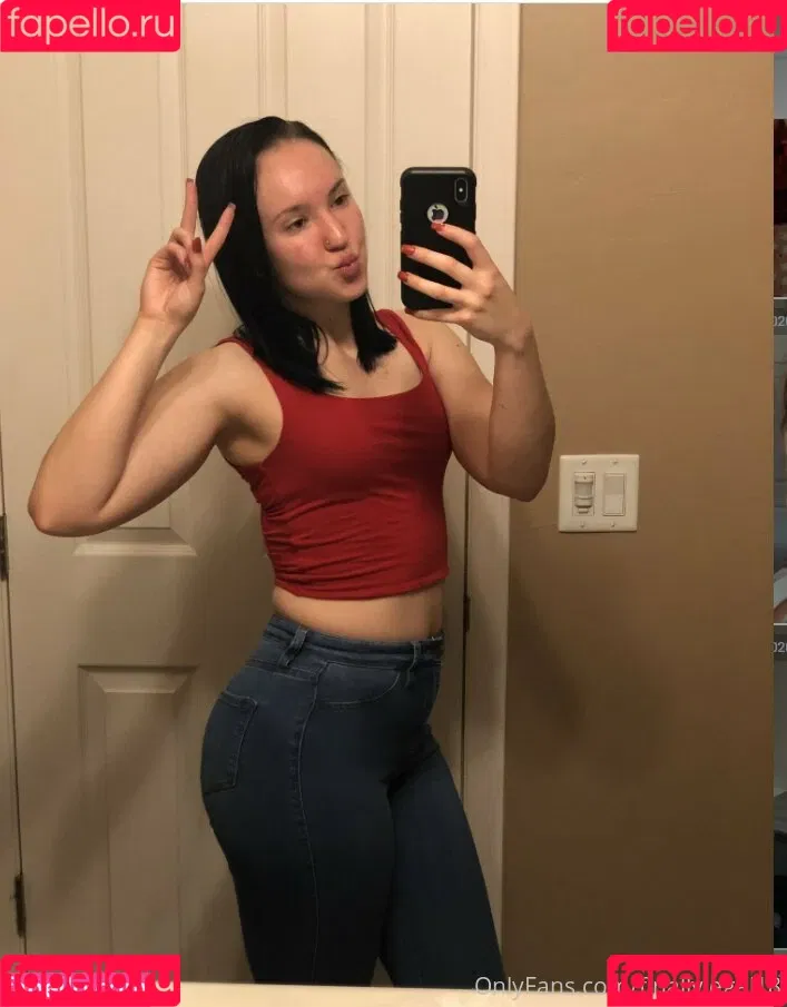 fiteen18 / nikinina178 Onlyfans Photo Gallery 