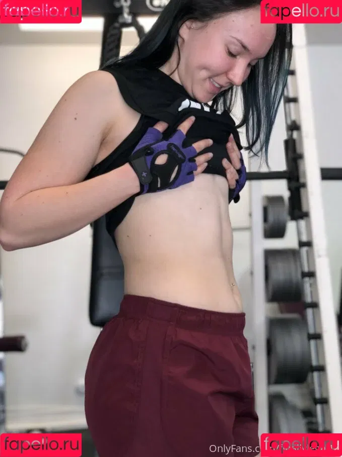 fiteen18 / nikinina178 Onlyfans Photo Gallery 
