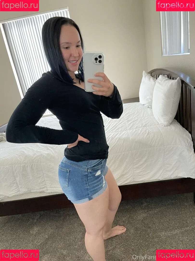 fiteen18 / nikinina178 Onlyfans Photo Gallery 