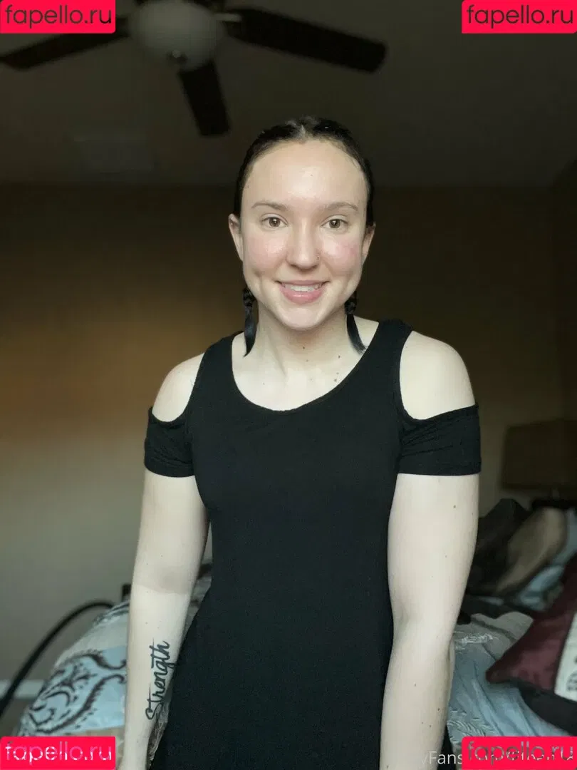 fiteen18 / nikinina178 Onlyfans Photo Gallery 