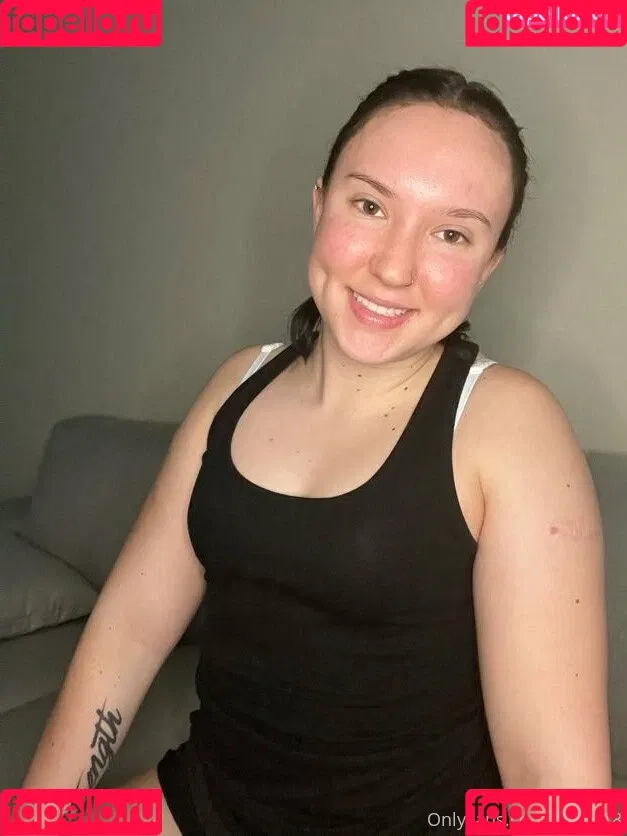 fiteen18 / nikinina178 Onlyfans Photo Gallery 