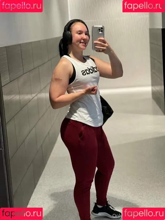 fiteen18 / nikinina178 Onlyfans Photo Gallery 