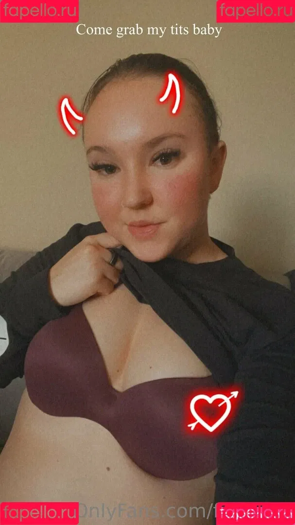 fiteen18 / nikinina178 Onlyfans Photo Gallery 