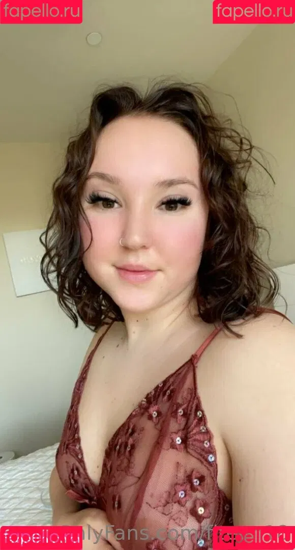 fiteen18 / nikinina178 Onlyfans Photo Gallery 
