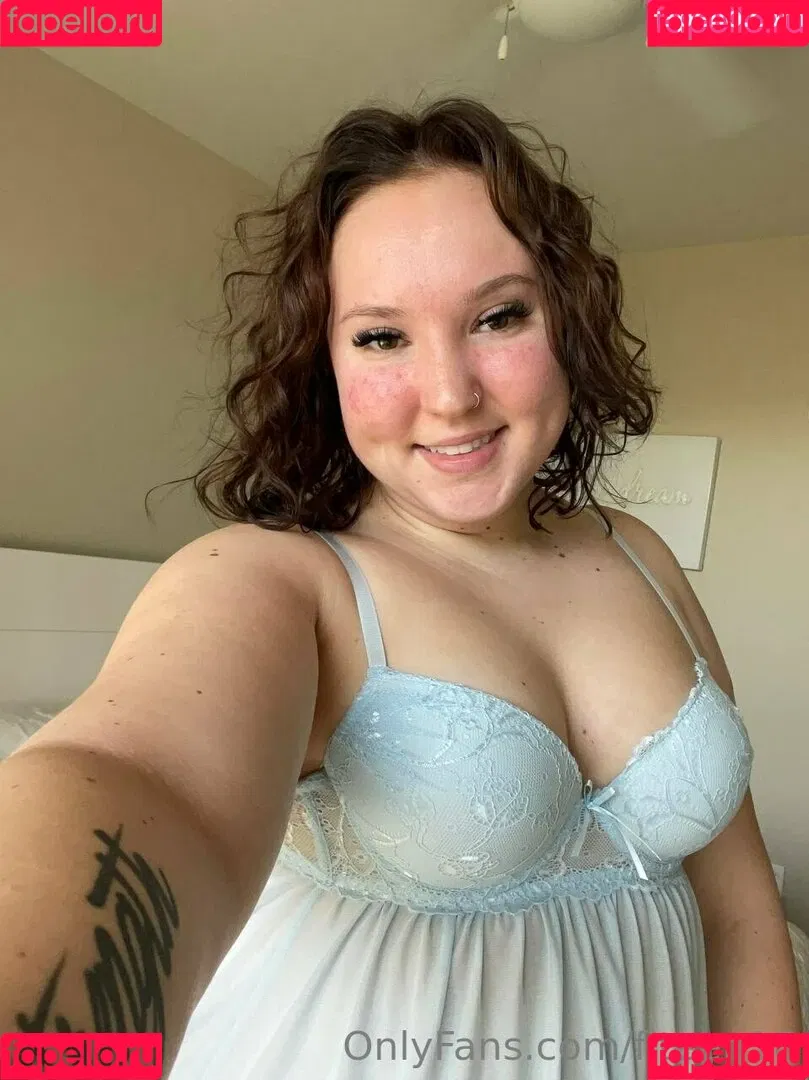 fiteen18 / nikinina178 Onlyfans Photo Gallery 