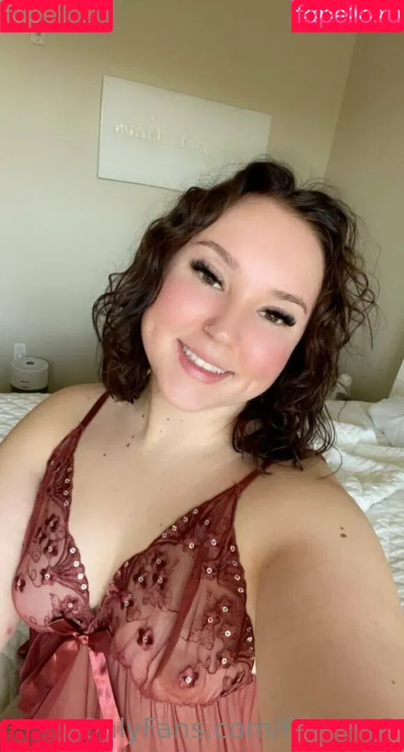 fiteen18 / nikinina178 Onlyfans Photo Gallery 