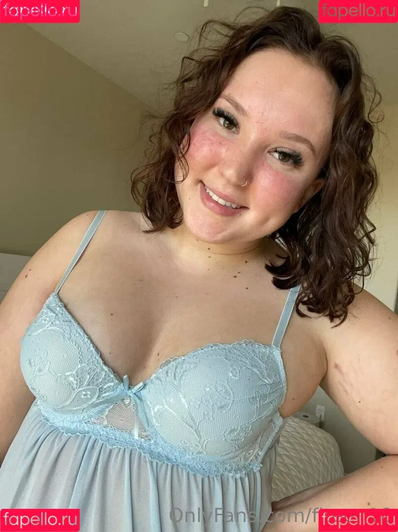 fiteen18 / nikinina178 Onlyfans Photo Gallery 