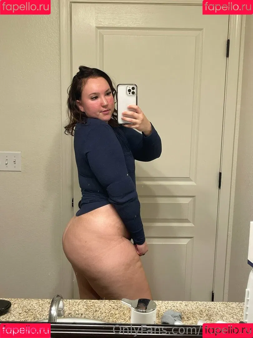 fiteen18 / nikinina178 Onlyfans Photo Gallery 