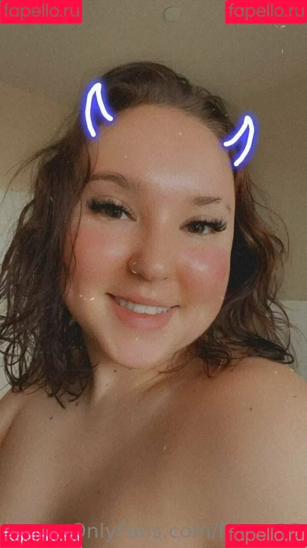 fiteen18 / nikinina178 Onlyfans Photo Gallery 