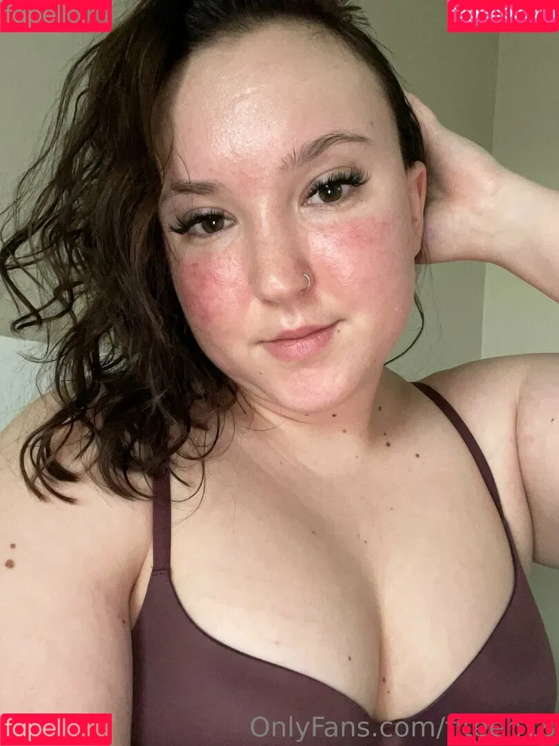 fiteen18 / nikinina178 Onlyfans Photo Gallery 