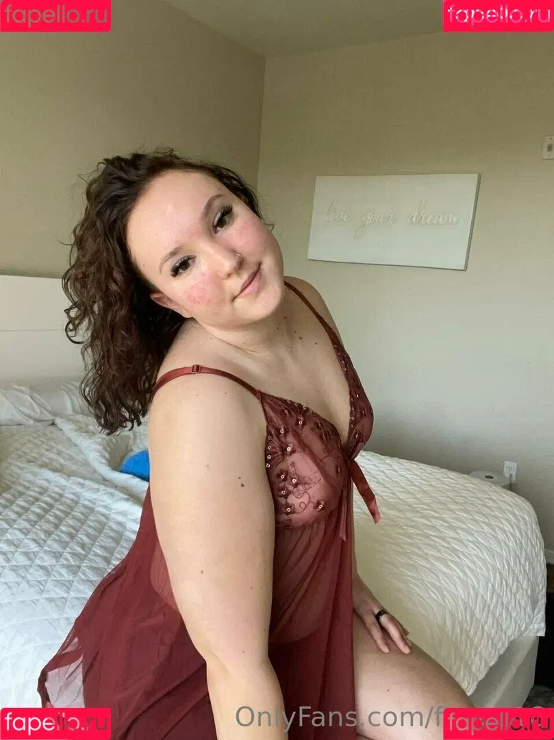 fiteen18 / nikinina178 Onlyfans Photo Gallery 