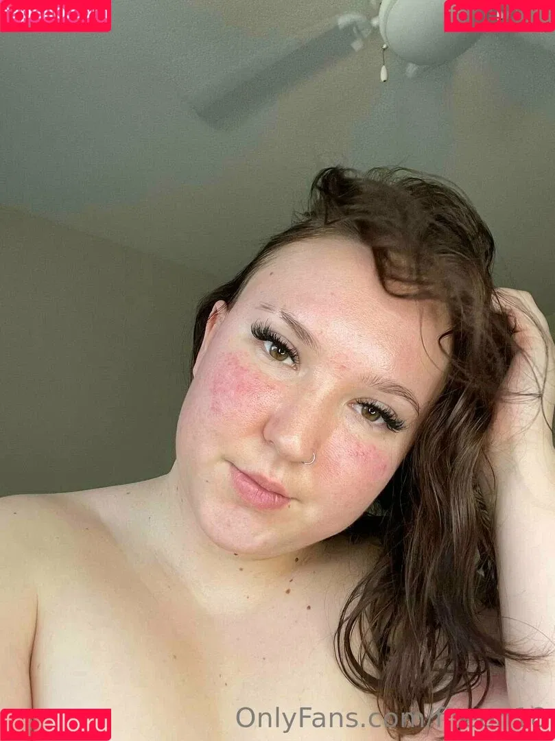 fiteen18 / nikinina178 Onlyfans Photo Gallery 